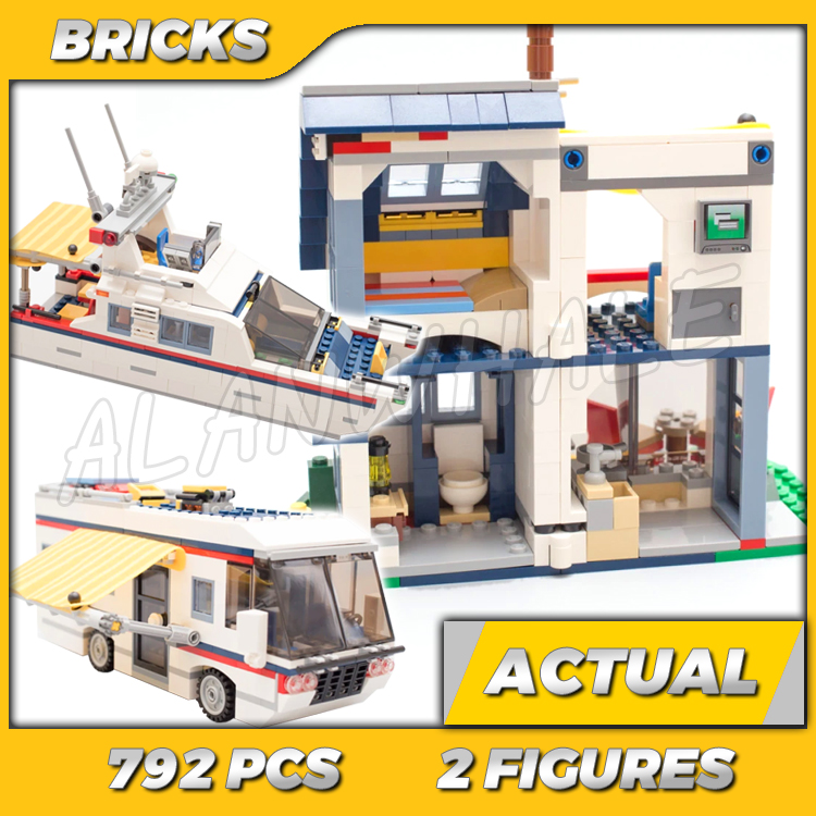Model Kit Yacht - 792 ชิ้น 3in1 ชุดสร้างสรรค์รถบ้านสำหรับวันหยุดพักผ่อนพร้อมรถพ่วง บ้านพักฤดูร้อน เรือยอชท์