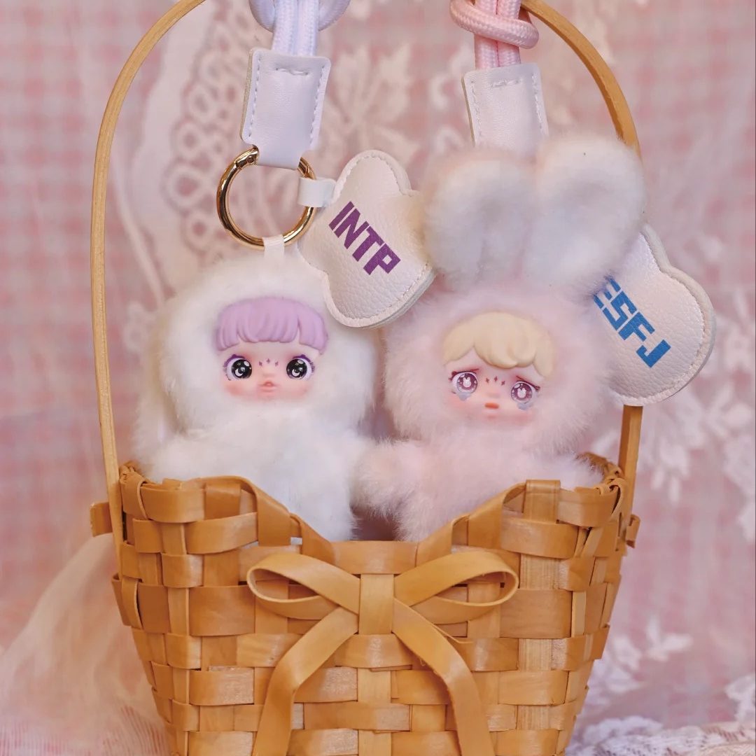 กล่องสุ่มของแท้ Yomi MBTI 16 P - Model Kit Mobil บทวิจารณ์และราคา
