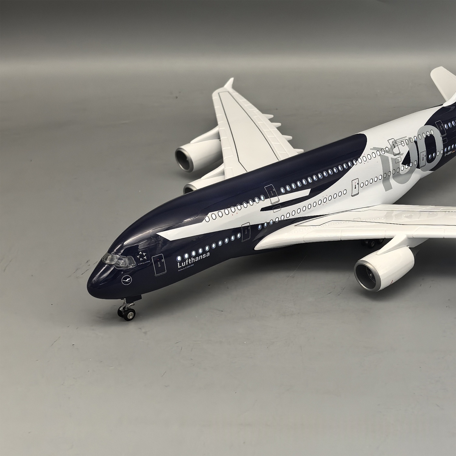 โมเดลเครื่องบินเรซิ่นขนาดใหญ่  - Model Kit Store บทวิจารณ์และราคา
